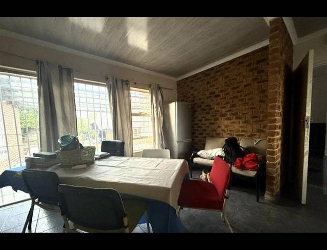 3 BEDROOM HOUSE FOR SALE IN WINCHESTER HILLS